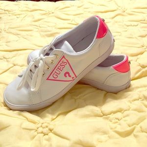 COPY - Guess white leather sneakers with pink log…